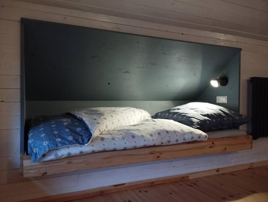 Gemuetliches Holzhaus Am See Warin Екстериор снимка