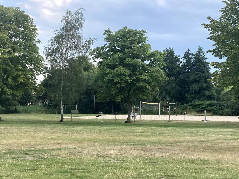 Gemuetliches Holzhaus Am See Warin Екстериор снимка